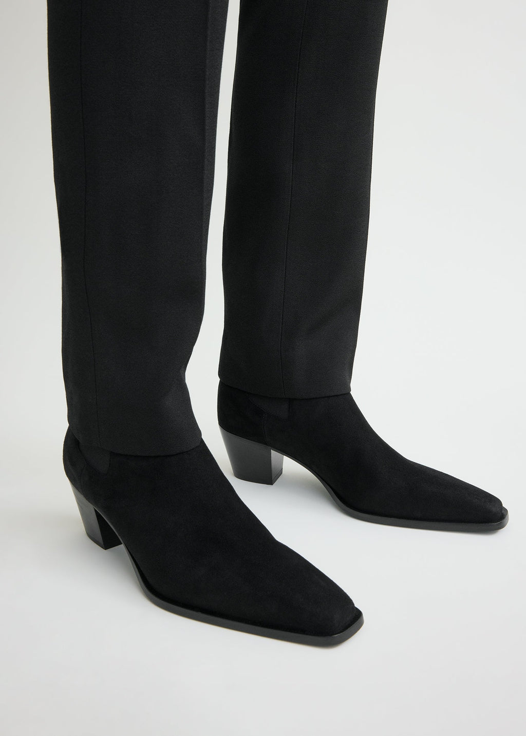 Suede city boots black