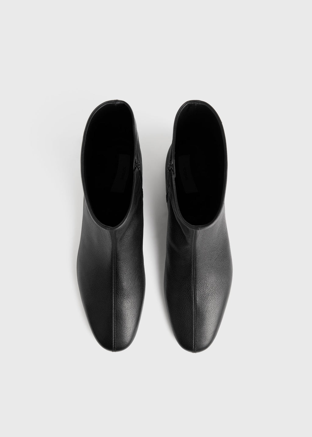 Grained-leather ankle boots black